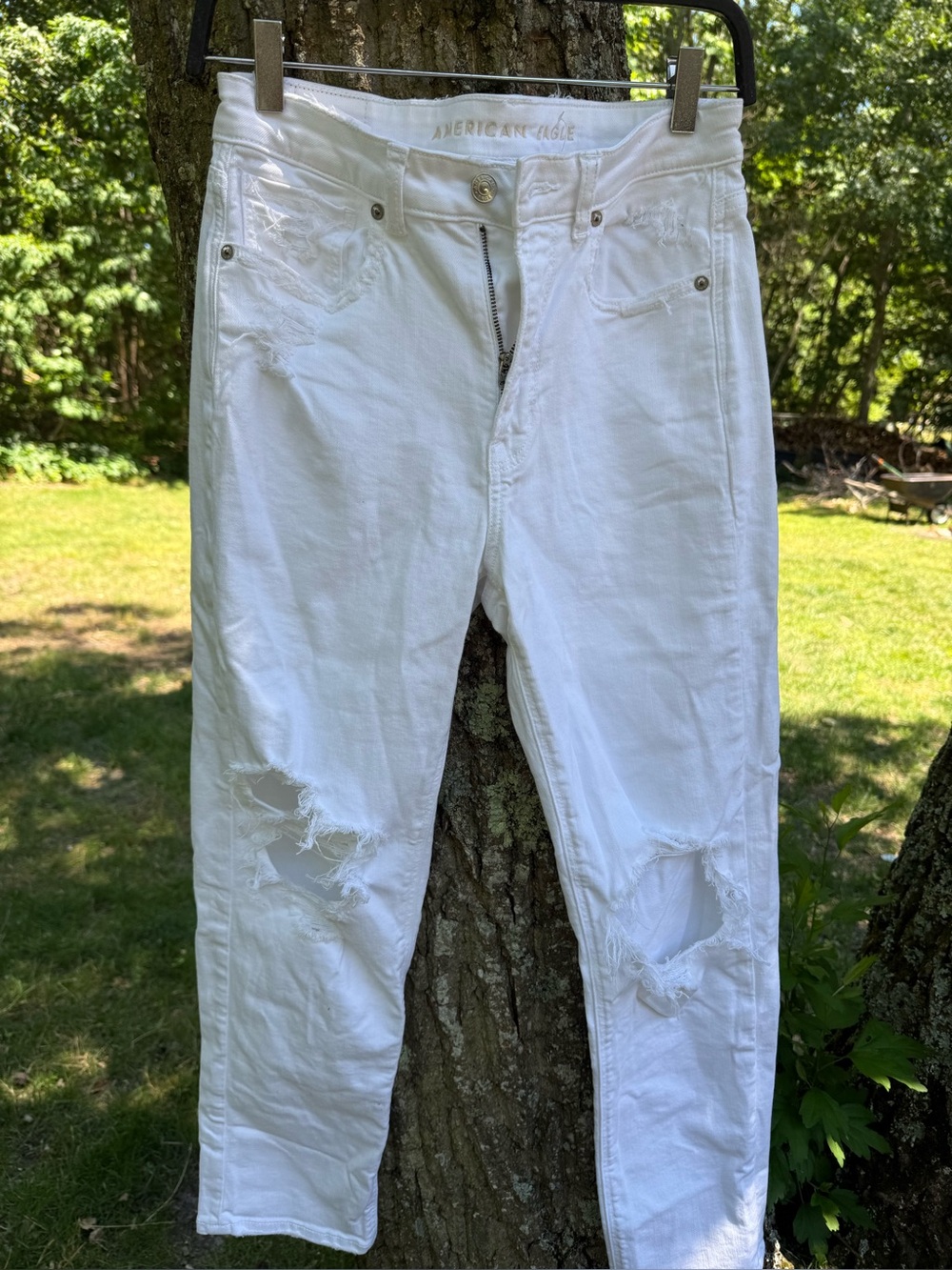 American Eagle Outfitters White Distressed Slim Straight Jeans